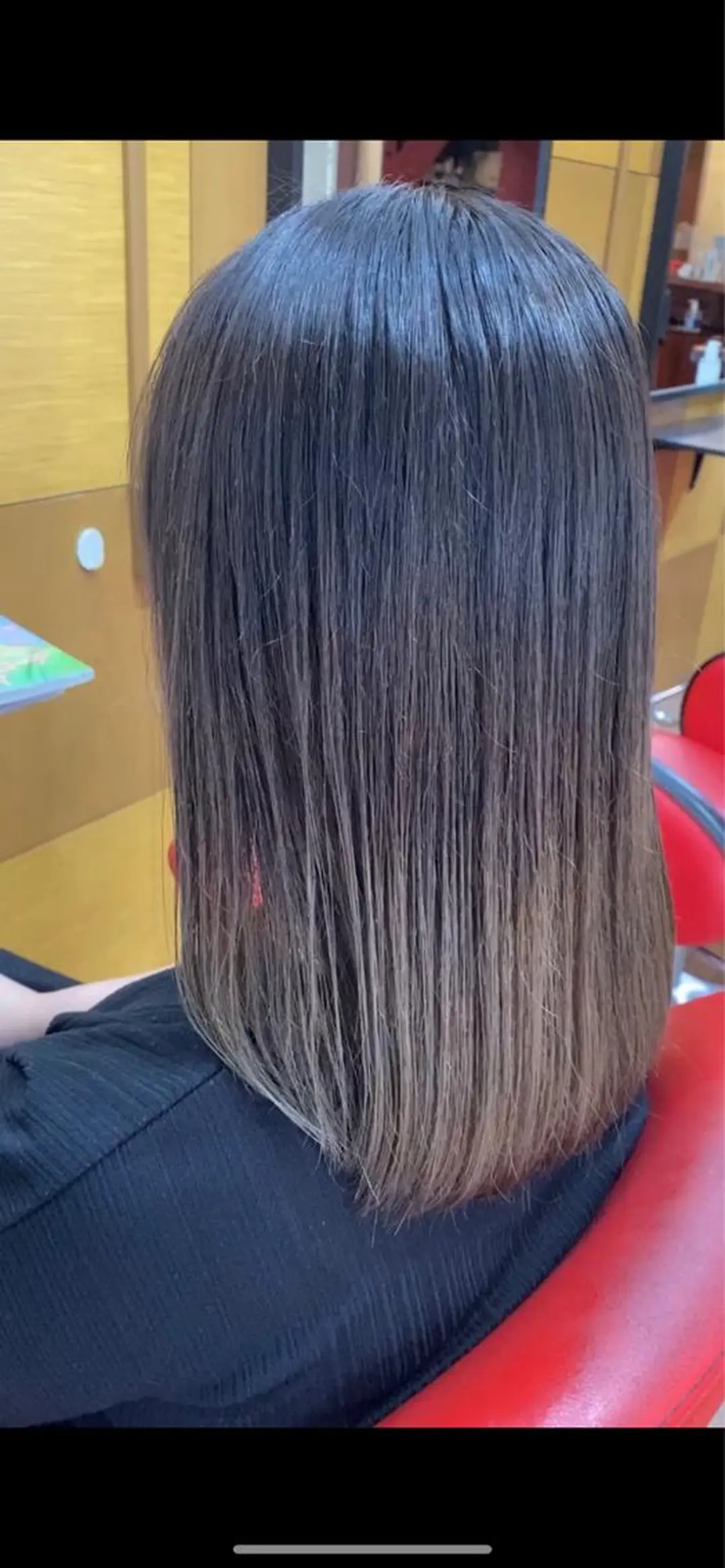 ミディアム カット 縮毛矯正 トリートメント wa daのヘアスタイル