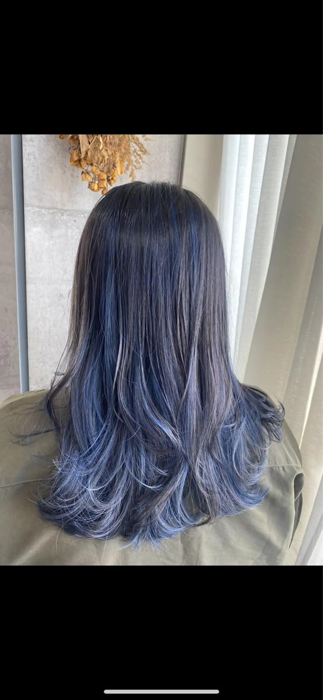 セミロング カラー ブルーカラー ハイライトカラー ネイビーカラー ハイライト SOY-KUFU高田馬場所属・レイヤー♡艶髪♡ 韓国風♡加藤あゆみのヘアスタイル