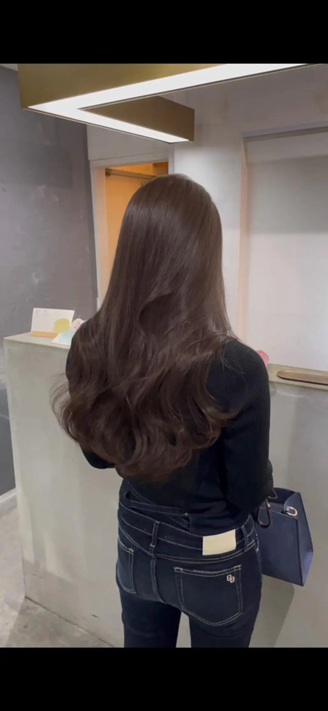 セミロング カラー ブリーチ ケアブリーチ ダブルカラー 顔周りカット 韓国風ヘア eve🐰束間まつ毛 /透明感カラーのヘアスタイル