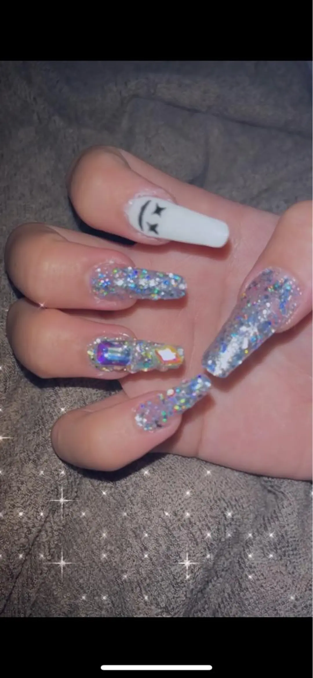 ネイル nail.salon .Reversalのネイルデザイン