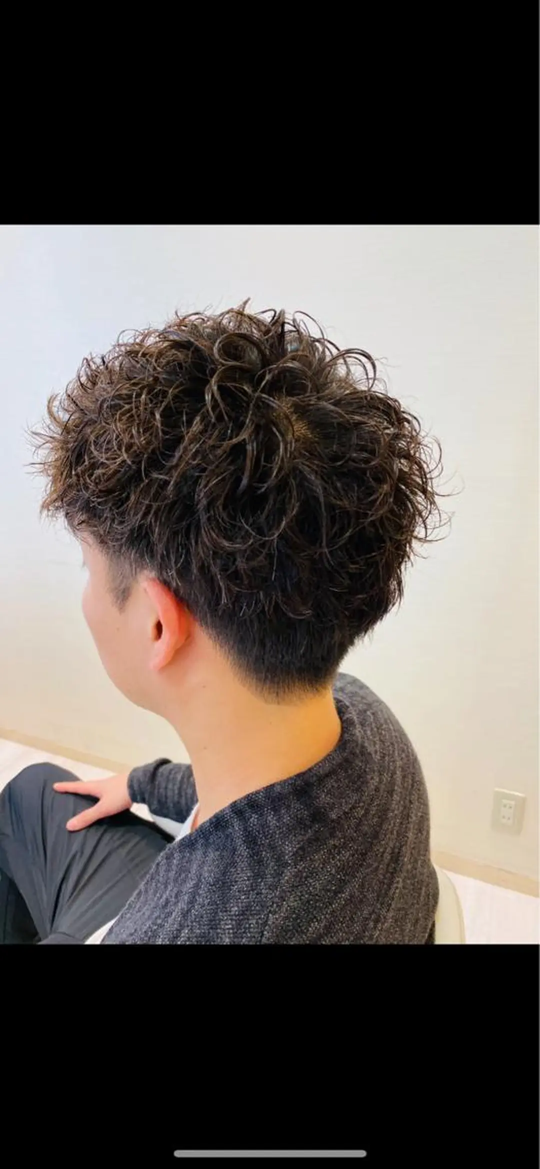 ショート パーマ メンズ 小島 健太郎のヘアスタイル