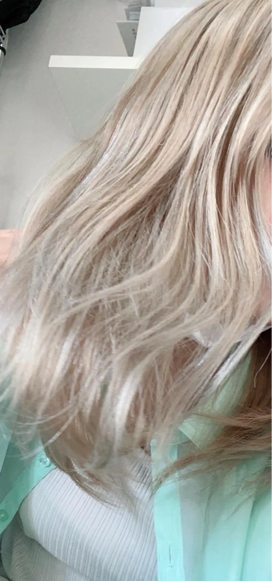 ロング カラー TRUCK トラックのヘアスタイル