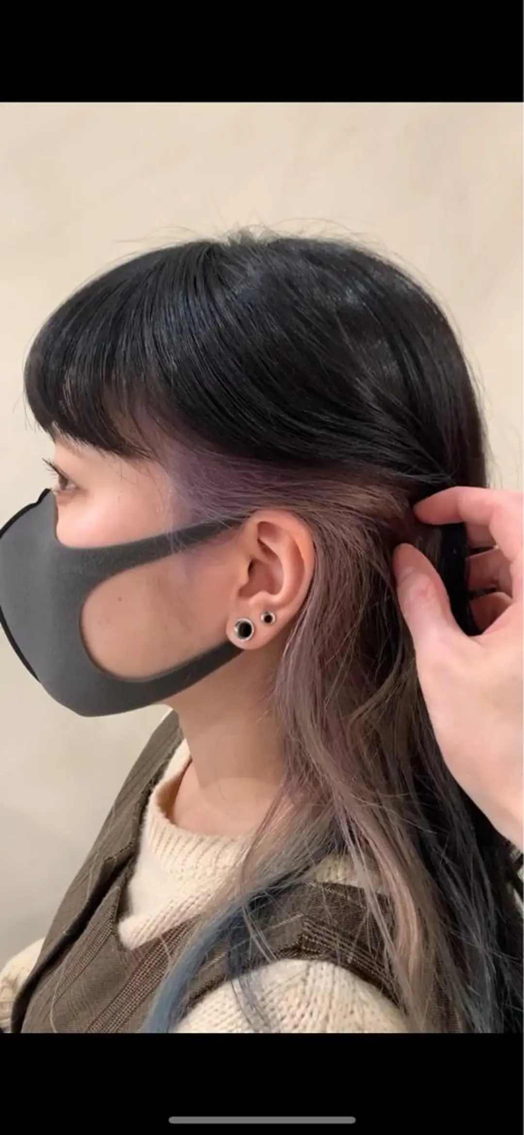 セミロング カラー ブリーチ インナーカラー ラベンダーカラー ヘアカラー 似合わせカット ケアパーマ喜来雅由のヘアスタイル