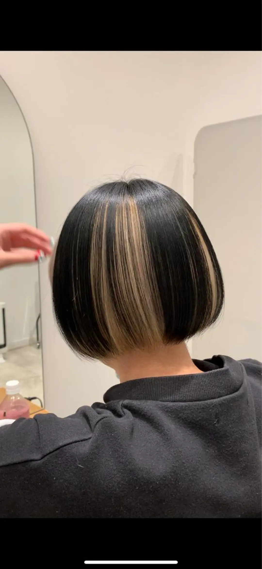 ミディアム カラー デザインカラー サロウィン(SALOWIN)原宿iori店所属・ツヤツヤ ハイトーン/Reiのヘアスタイル