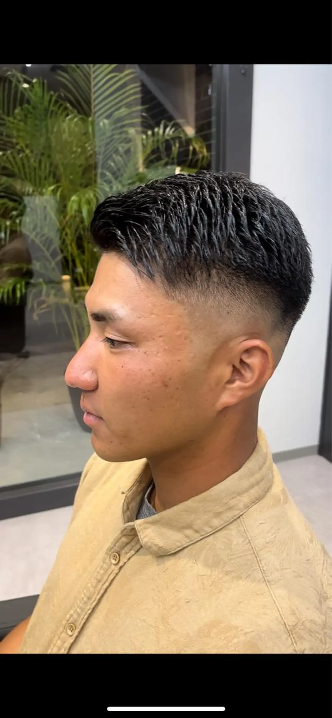ショート メンズ フェードカット スキンフェード カット men'slapis YUTOのヘアスタイル