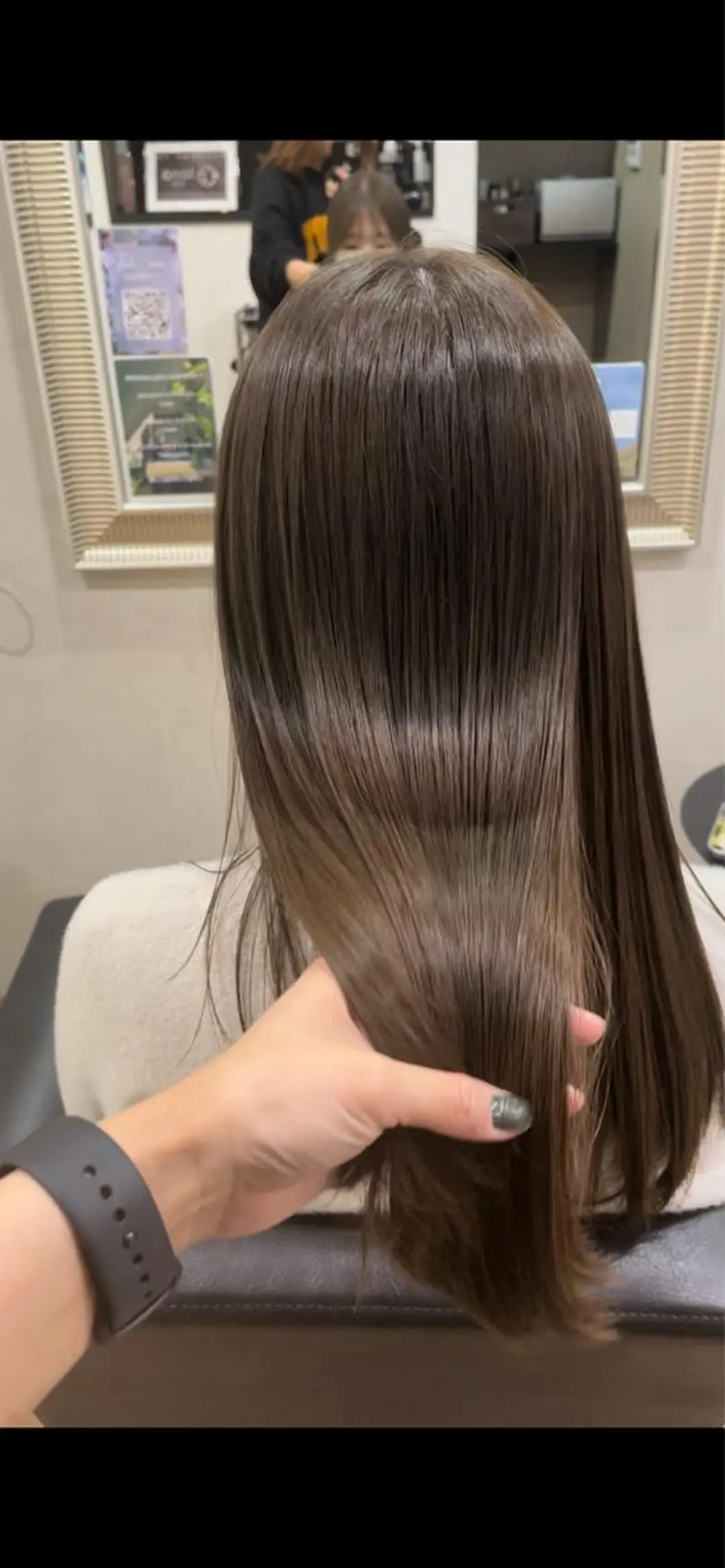 セミロング 山本 眞白のヘアスタイル