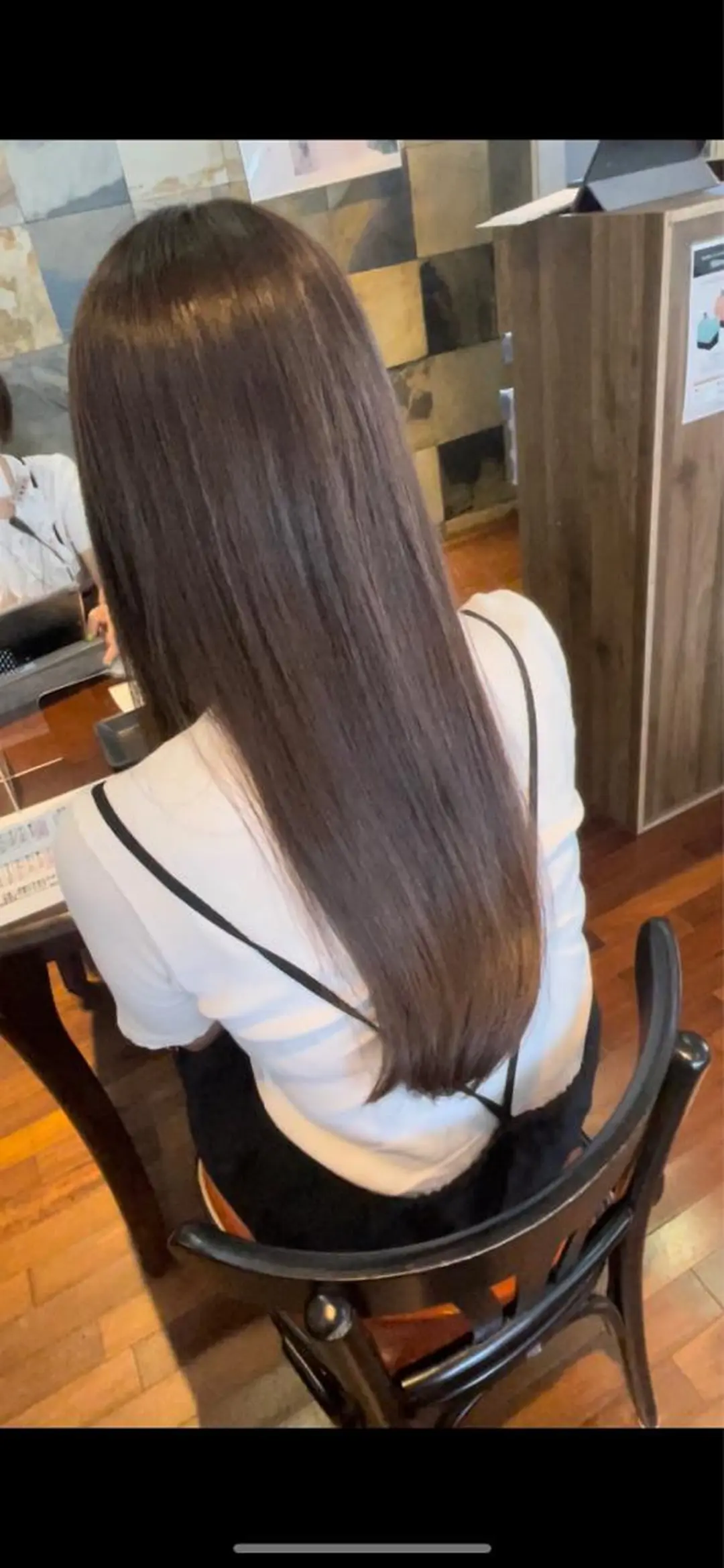ロング カラー アディクシーカラー グレージュ トリートメント 酸熱トリートメント 福見 美保のヘアスタイル