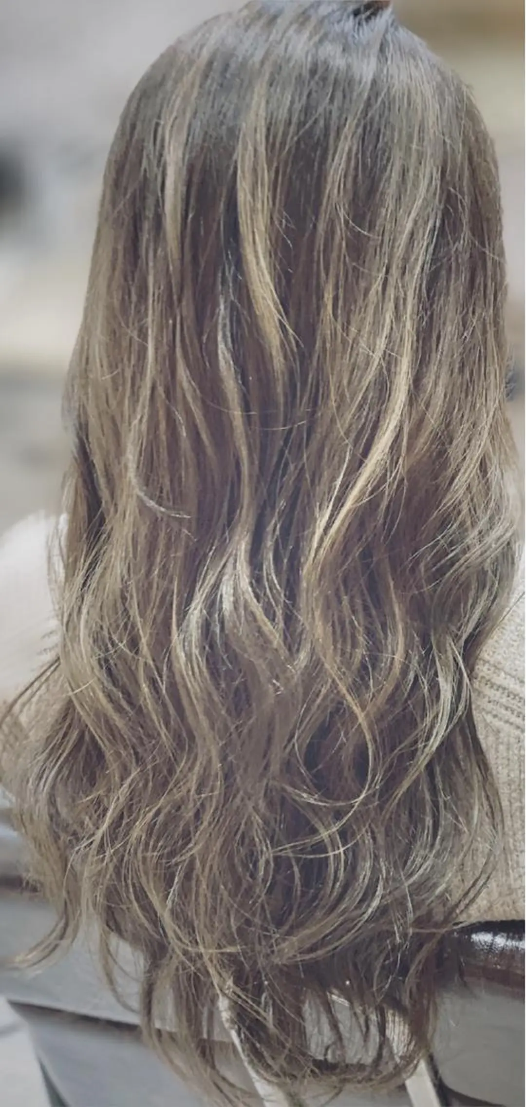 ロング カラー 平井 真人のヘアスタイル