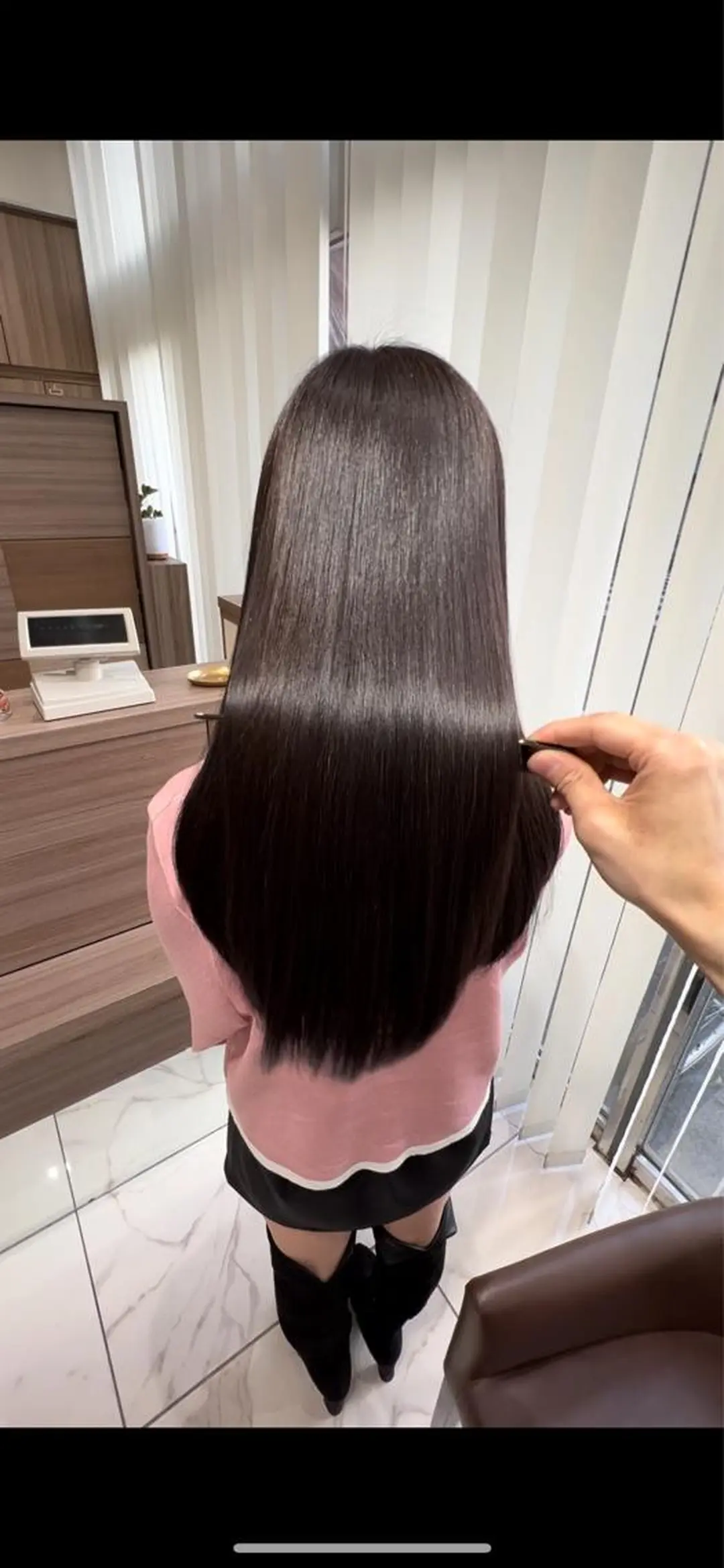 ロング 縮毛矯正 レイヤー×韓国 🇰🇷鈴木啓太のヘアスタイル