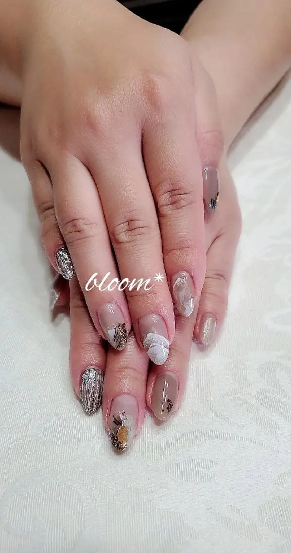 ネイル ニュアンスネイル bloom *のネイルデザイン