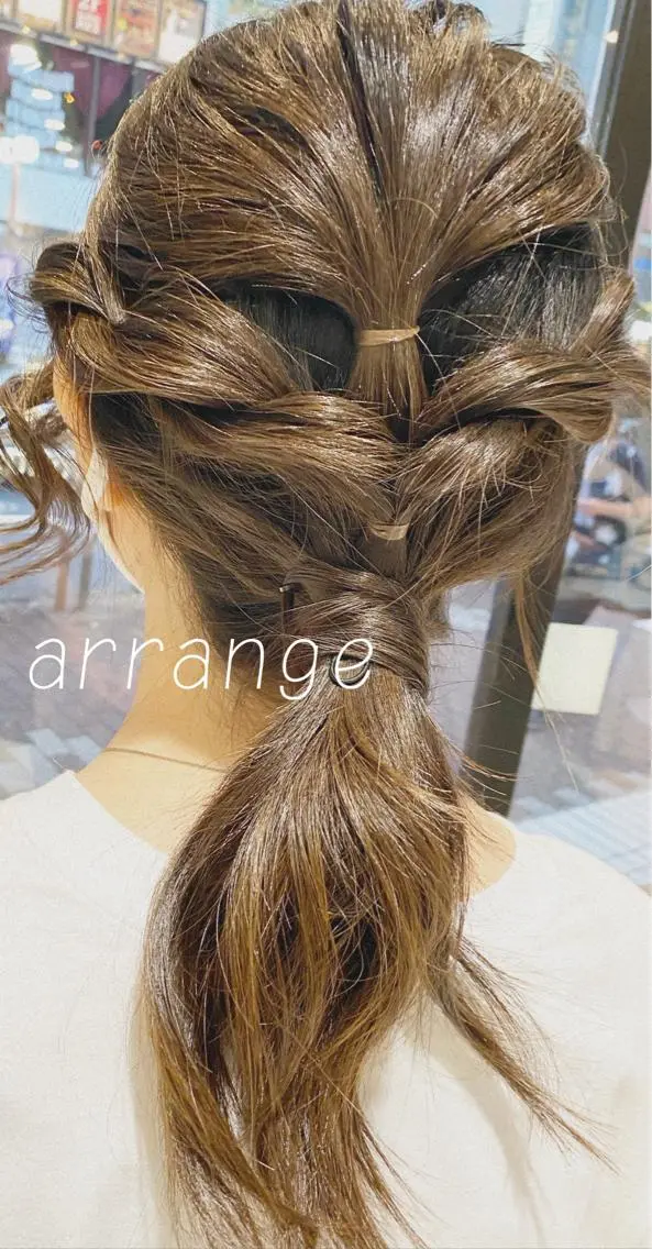 ヘアアレンジ アイリスト 蓑島伶奈の眉毛・アイブロウイメージ
