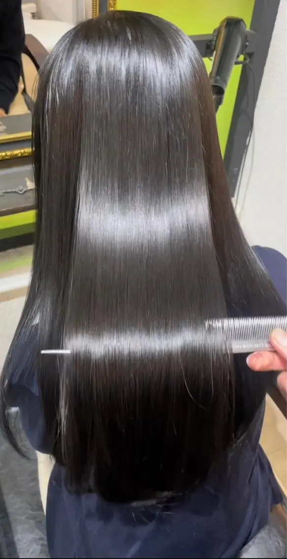 ロング カット 縮毛矯正 le. pidorgeのヘアスタイル