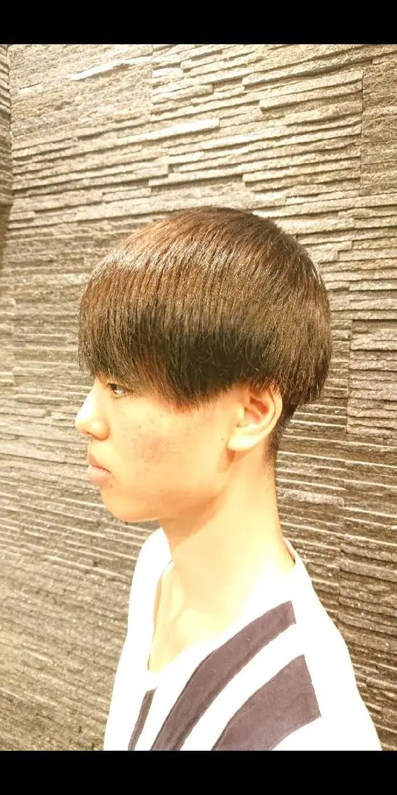 ショート 餘野 翔舞のヘアスタイル