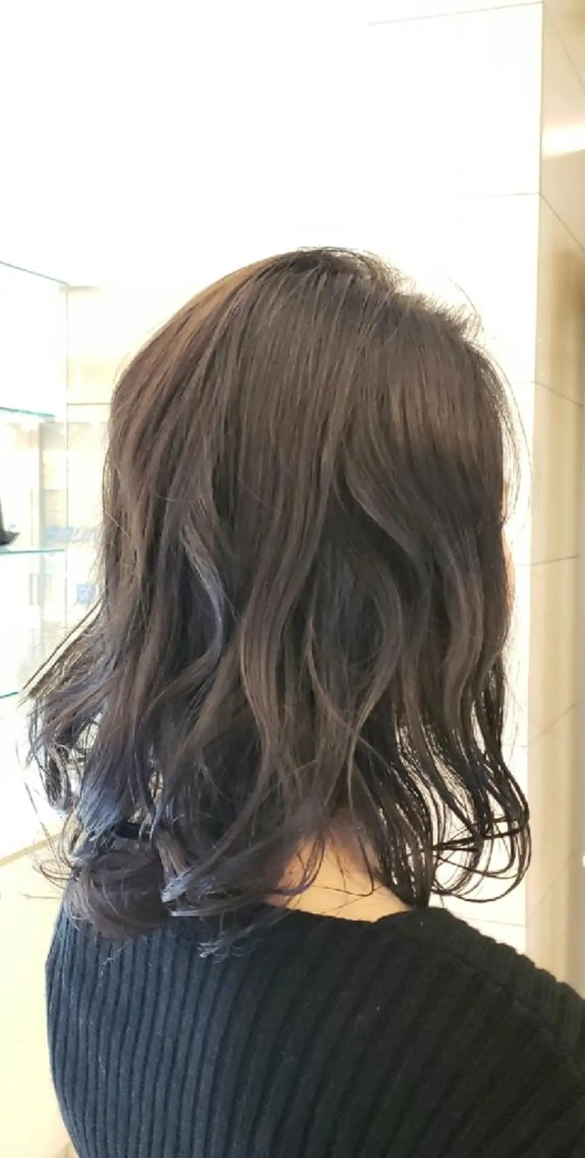 ミディアム ミディアムレイヤー アッシュ ボブ くびれヘア くせ毛 遠藤 量平のヘアスタイル