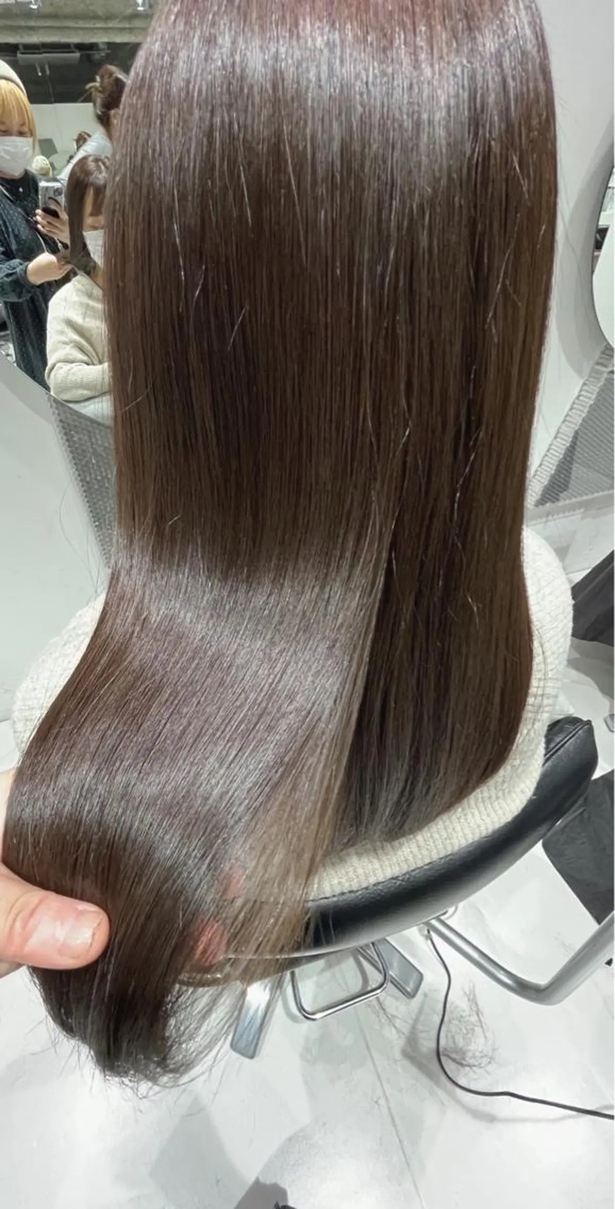ロング カラー アッシュ ラベンダーカラー ラベンダーアッシュ 髪質改善 トリートメント mai🐷髪質改善 🖤透ける暗髪🖤のヘアスタイル