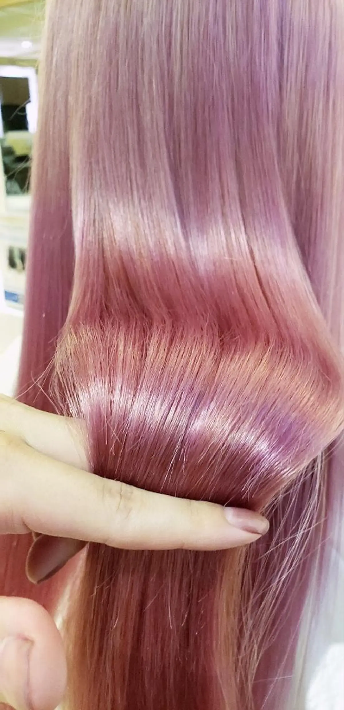 ロング カラー ピンクカラー 【髪質改善美容師】t occa茨木篠原健太のヘアスタイル