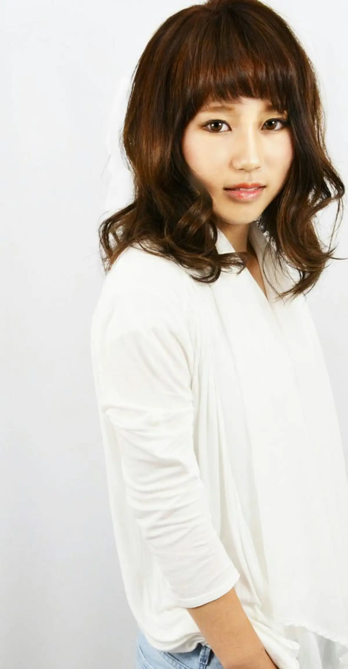 ミディアム Stylist アリアのヘアスタイル