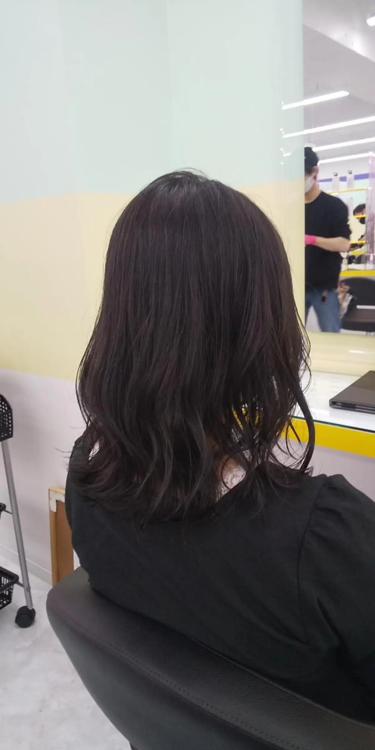 セミロング カラー パーマ ヘアアレンジ ネイル マツエク・マツパ 韓国風ベージュ🤎 赤みなし🌿横浜🤎のヘアスタイル