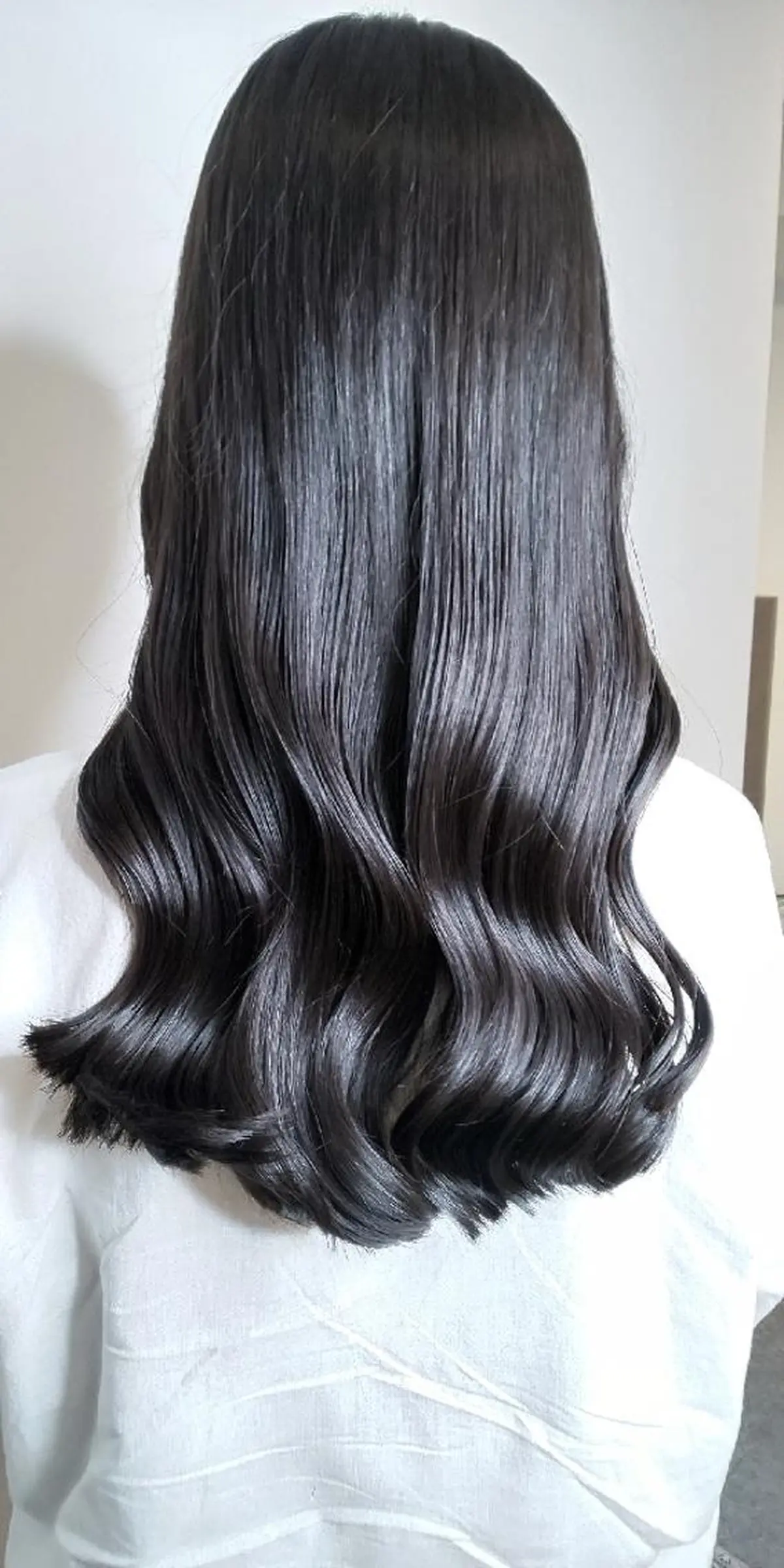 ロング カラー アディクシーカラー バレイヤージュ ベージュカラー ブリーチ ケアブリーチ ヘアカラー トリートメント TOCCA HARUKA のヘアスタイル