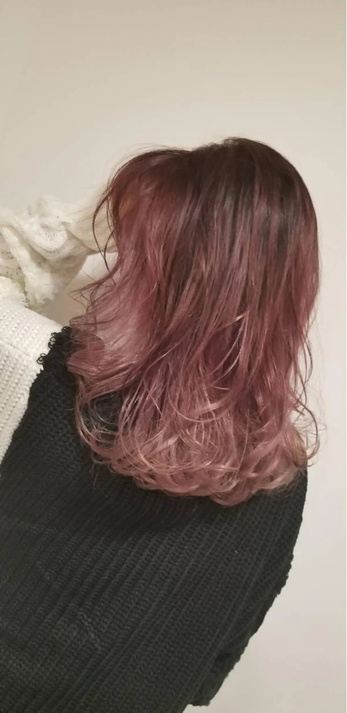 セミロング アッシュ レイヤーカット ヘアカラー トリートメント NOAH【自由が丘】 副店長のヘアスタイル