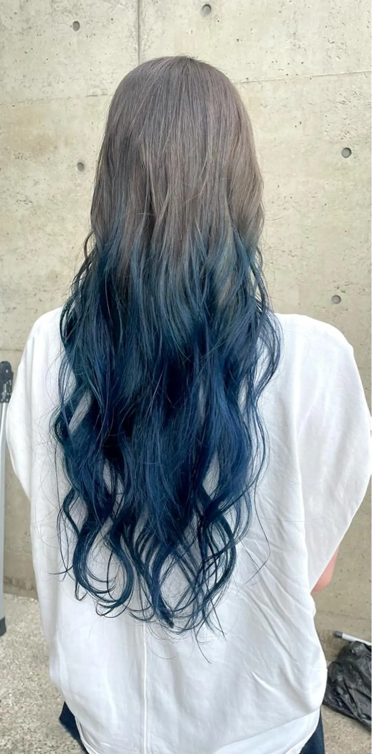 ロング カラー 日高 香織のヘアスタイル