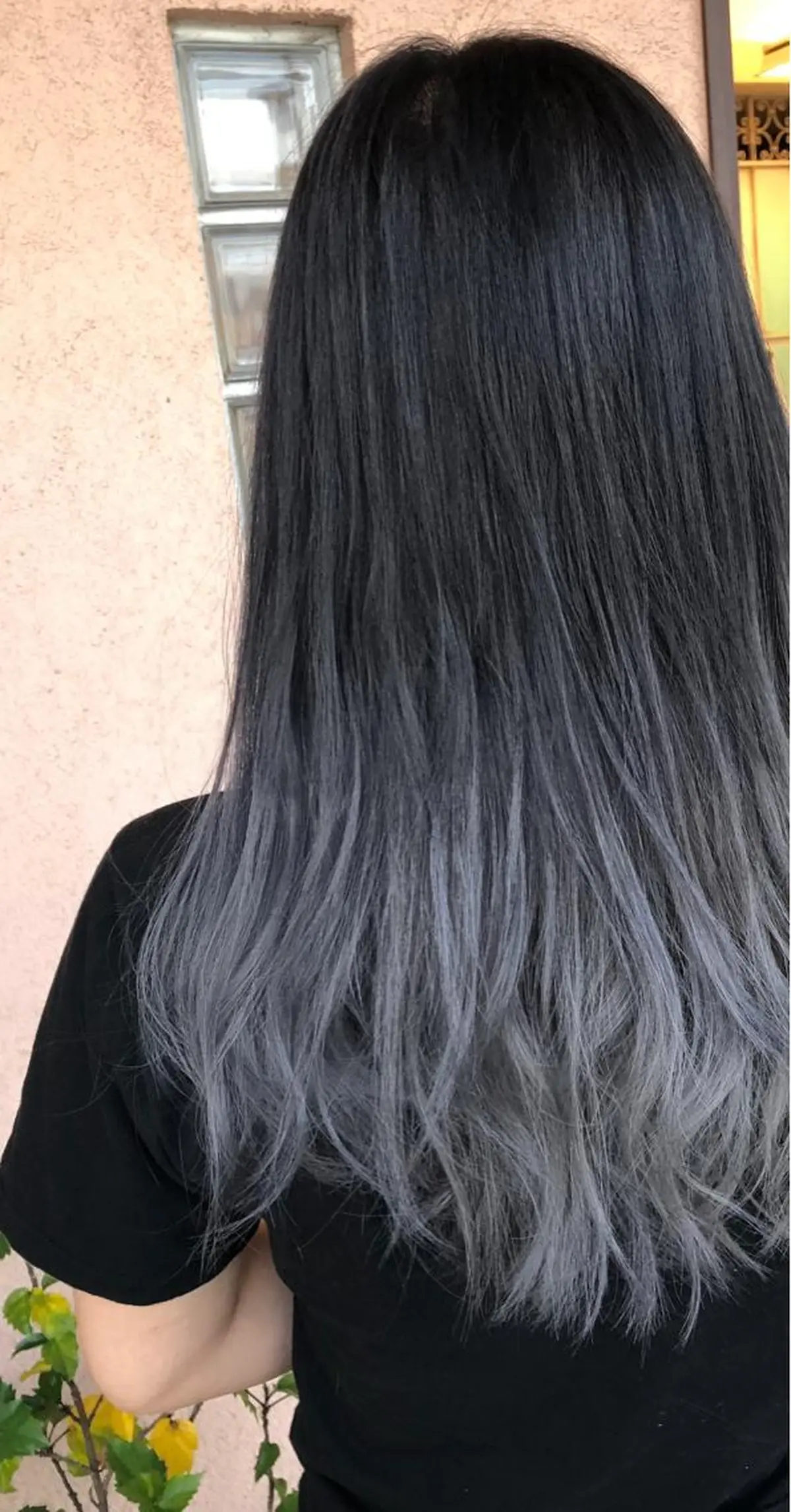 ロング カラー ブリーチ グラデーションカラー ACTION心斎橋店 Lisaのヘアスタイル