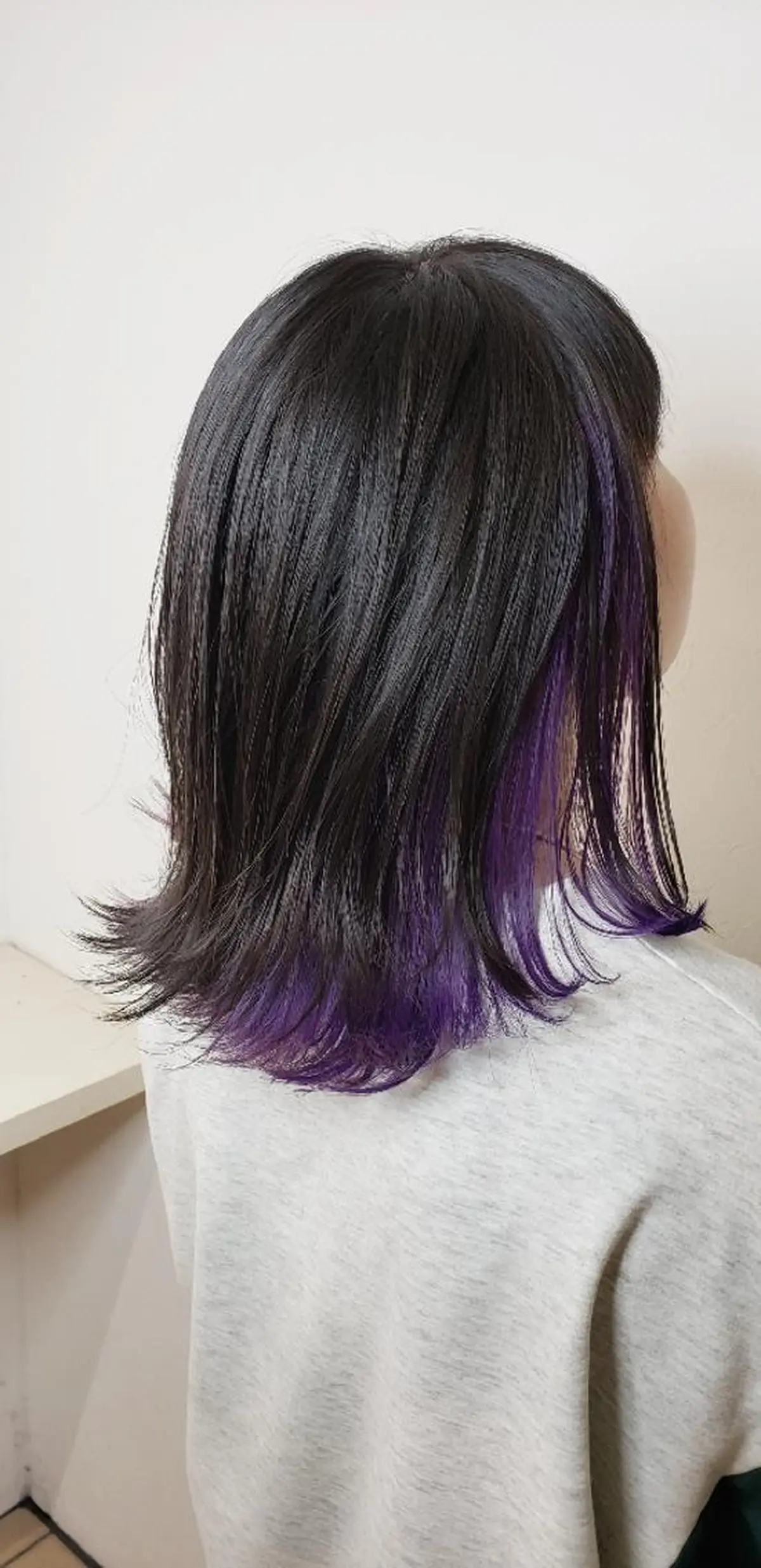 ミディアム カラー ヘアアレンジ インナーカラー パープルカラー 【髪質改善美容師】t occa茨木篠原健太のヘアスタイル
