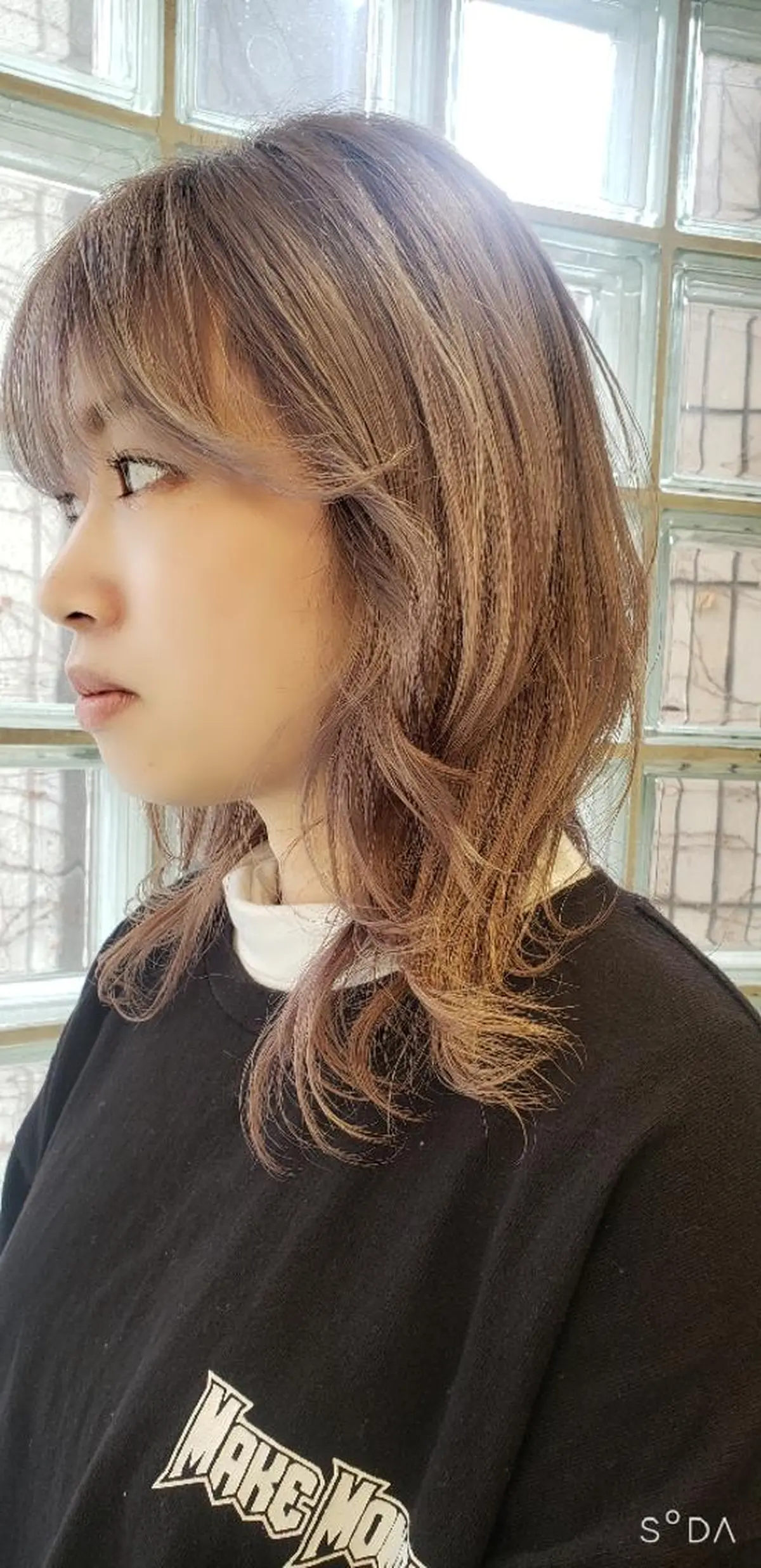 セミロング カラー arrow🖤 もえみのヘアスタイル