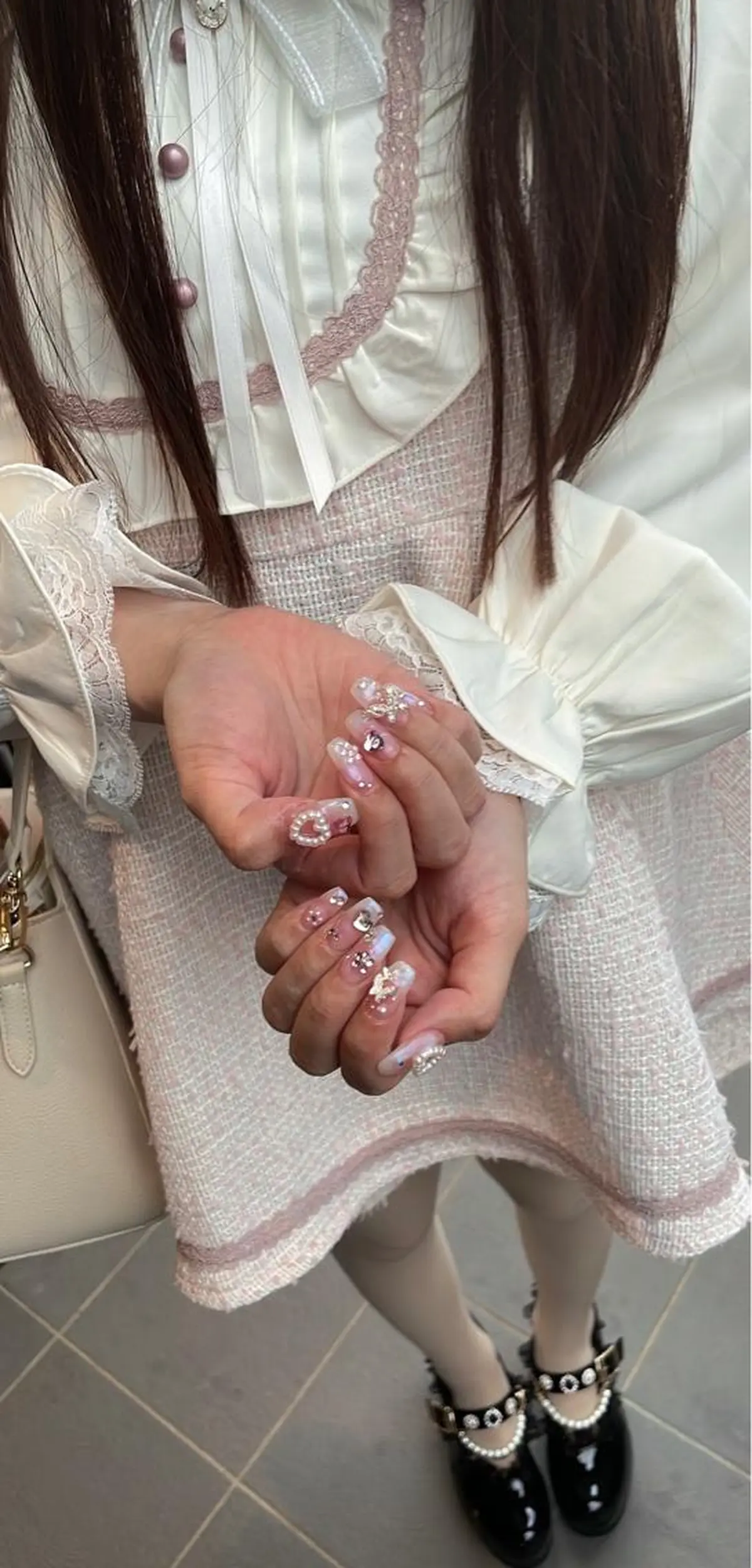 ネイル オーロラネイル チークネイル 長さ出し ハンドネイル mau loaのネイルデザイン