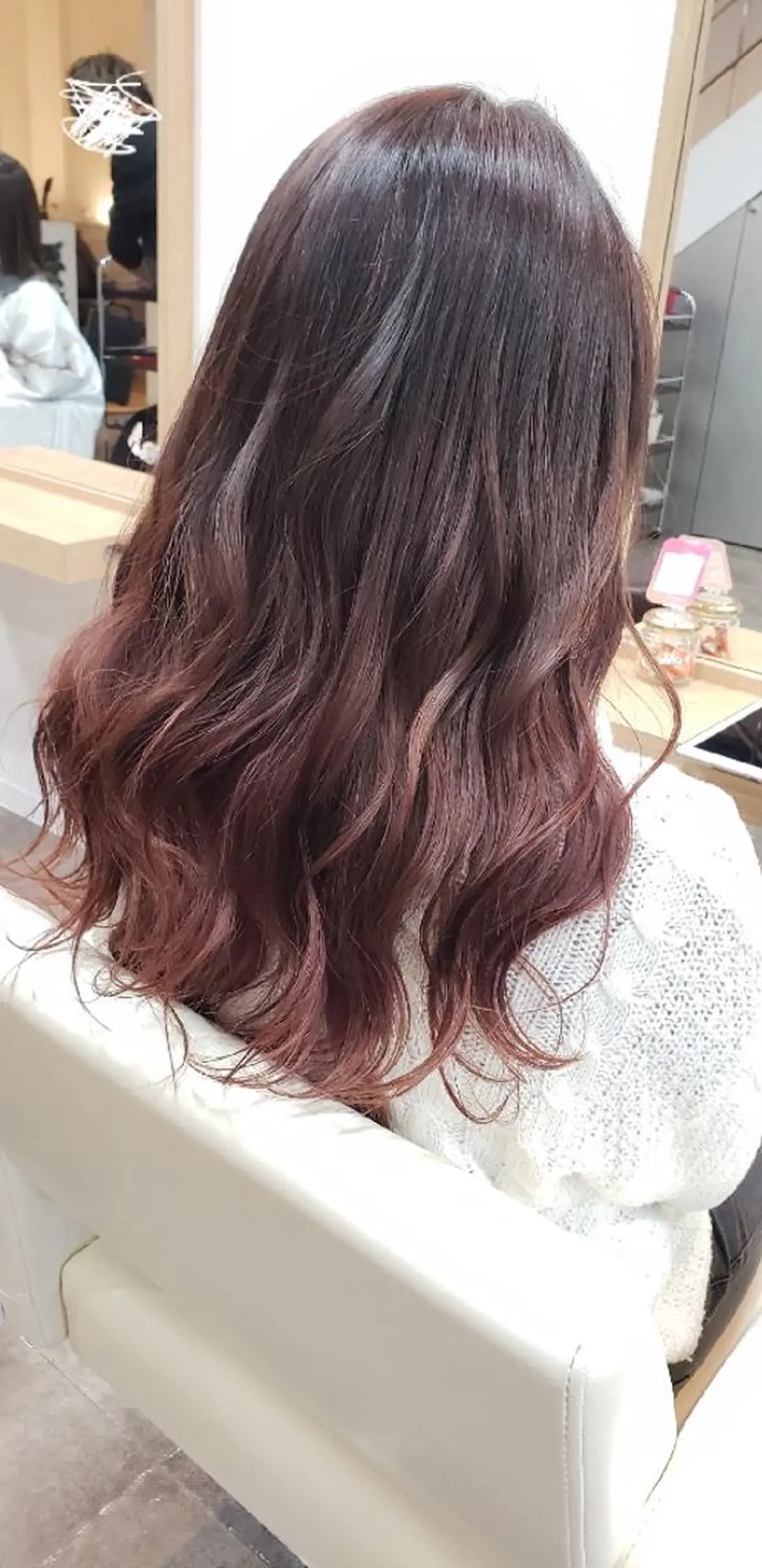カラー ロング グラデーションカラー ピンクカラー レッドカラー あかね☆ヘアアレンジ /ボブ/縮毛矯正のヘアスタイル