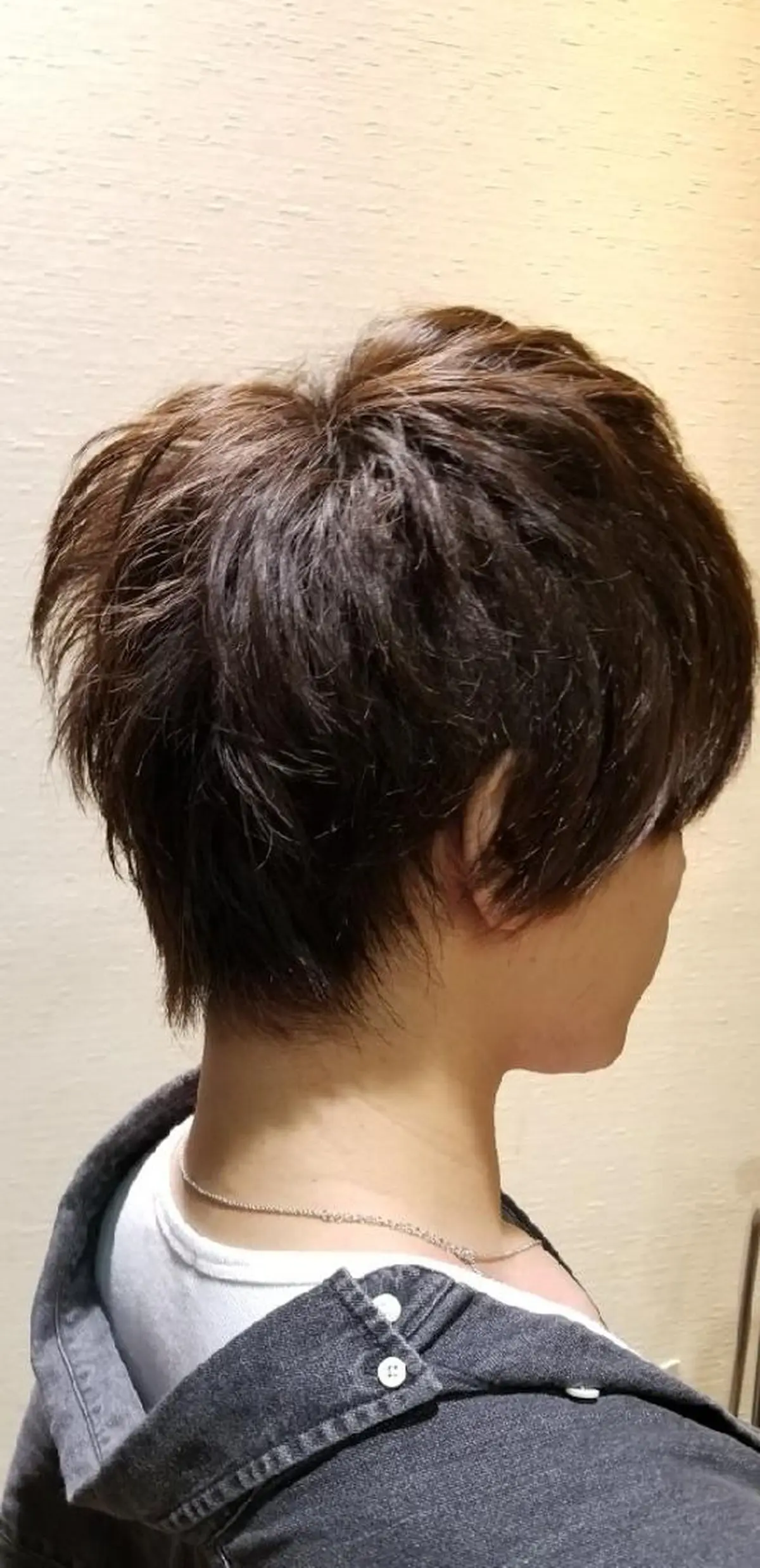 ショート カラー ショートヘア 高口 雅のヘアスタイル