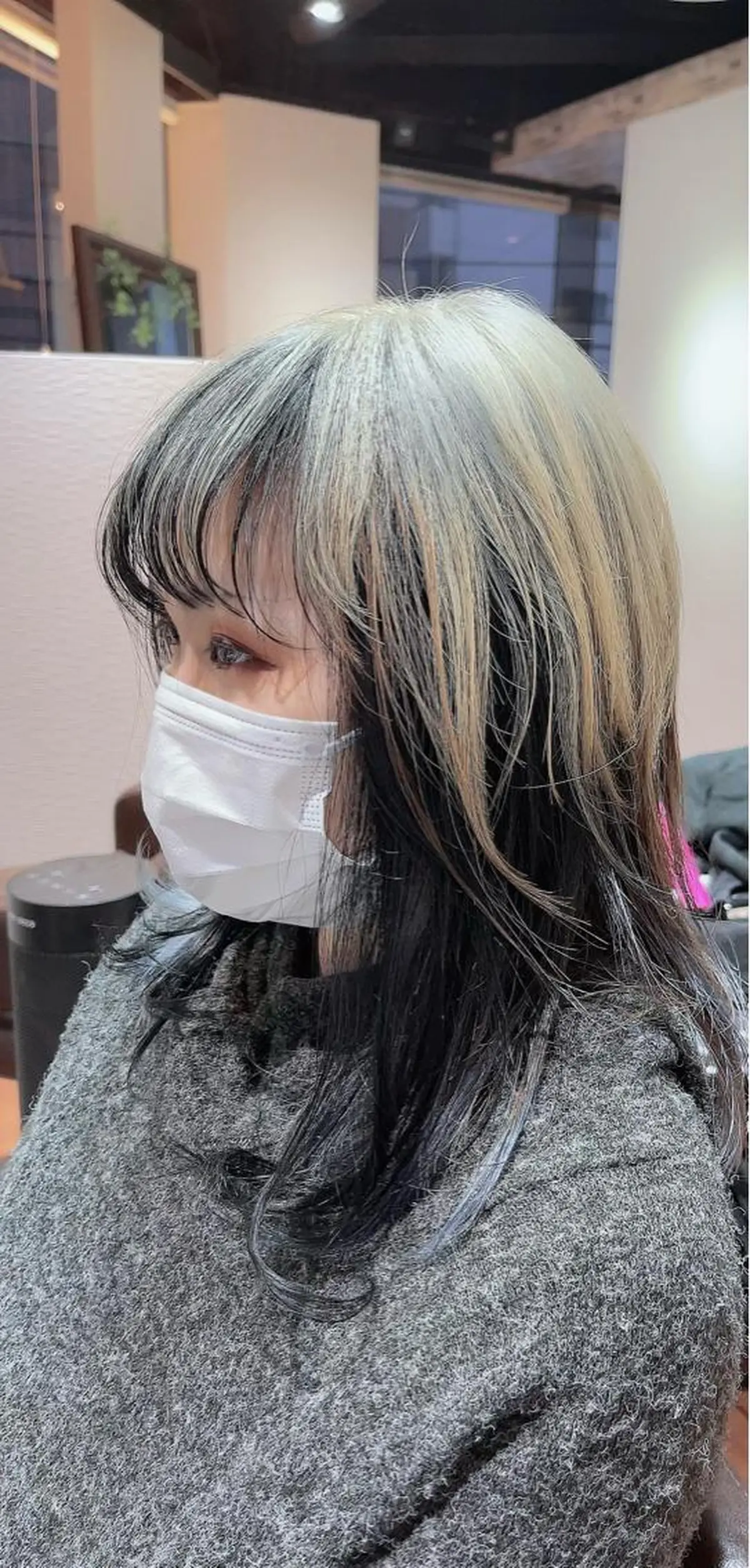 ロング カラー 黒髪 ブリーチ ダブルカラー hair salonyuri所属・ヘアサロンユリ もりたきょうこのヘアスタイル