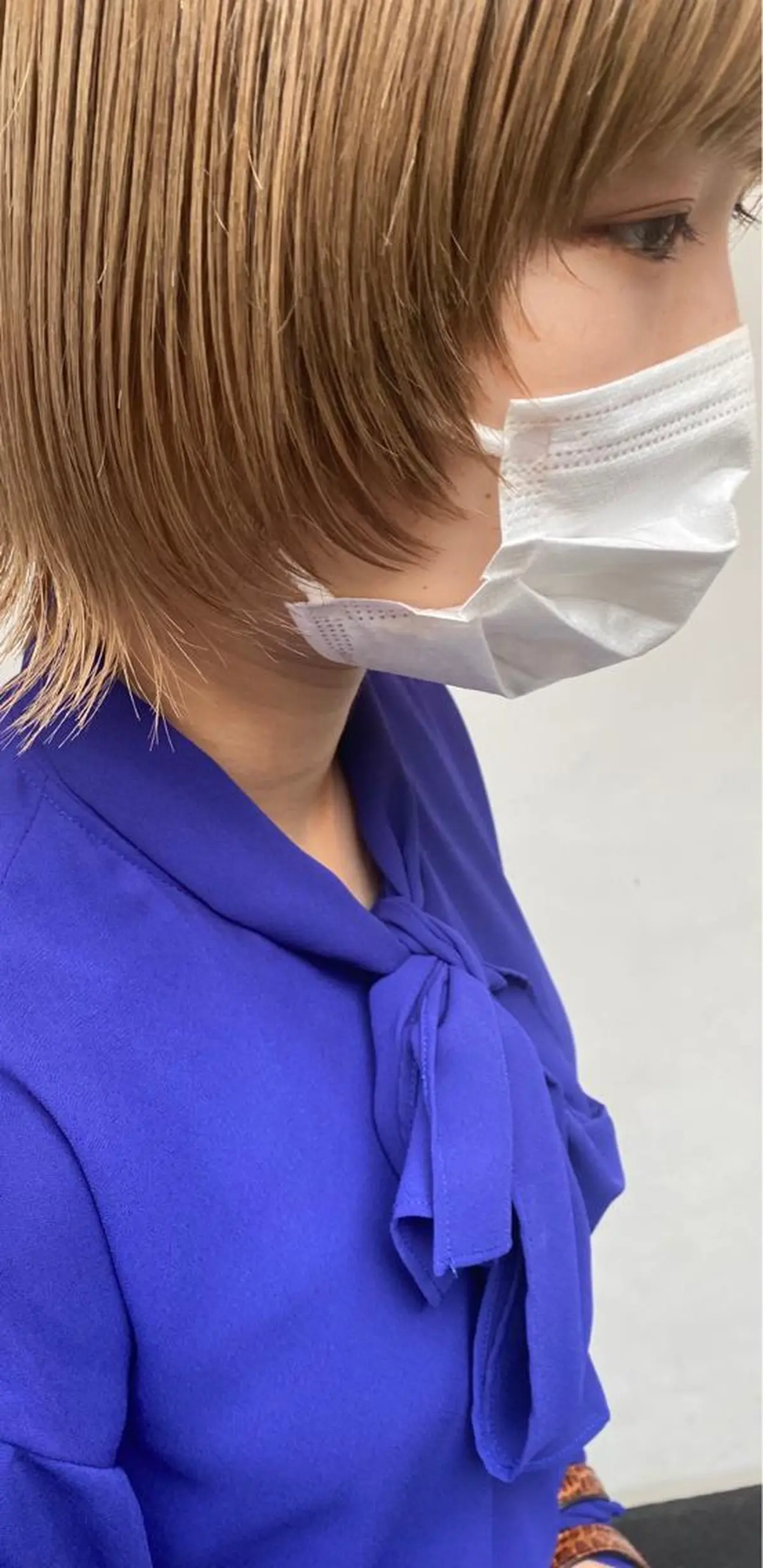 ショート カラー tonari 梅田、中崎町のヘアスタイル