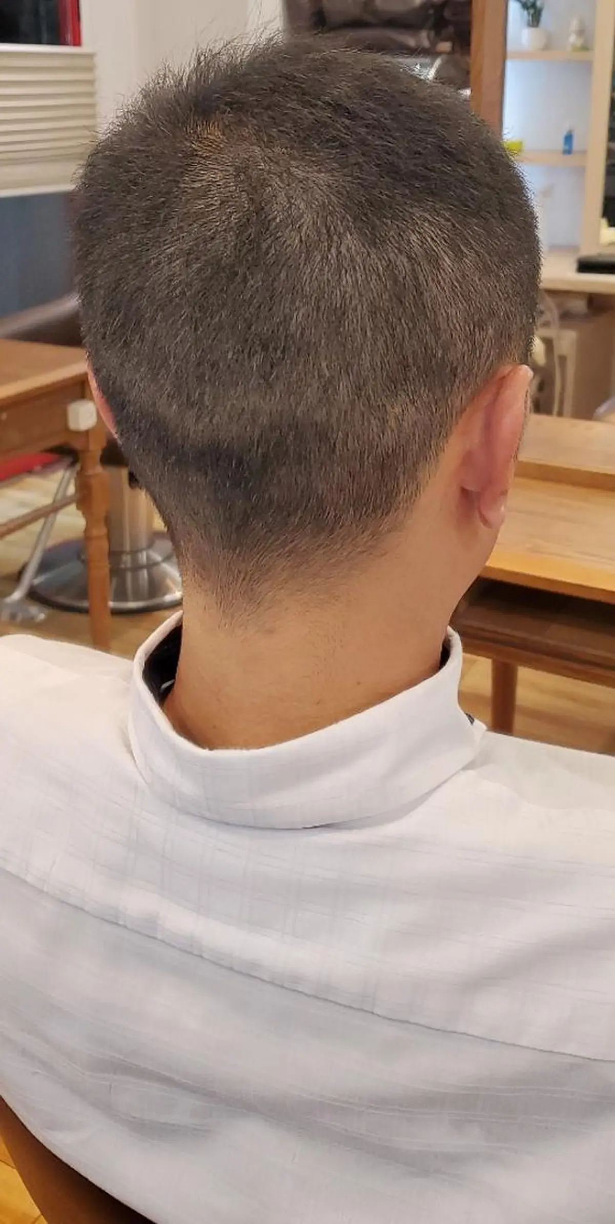 メンズ 刈り上げ カット Ito  のヘアスタイル