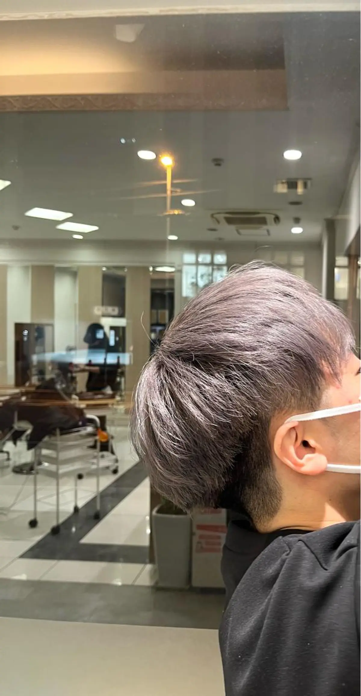 ショート カラー メンズ シルバー ✔️ダブルカラー ✔️ショート✔️今野のヘアスタイル