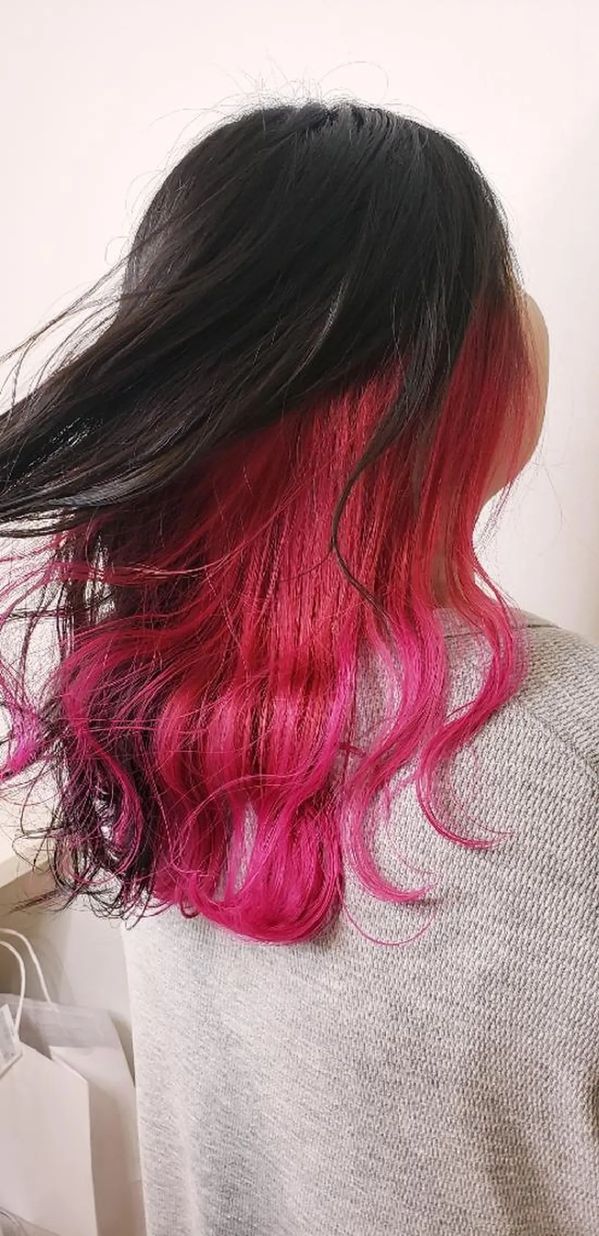 ミディアム カラー ヘアアレンジ インナーカラー ピンクカラー 【髪質改善美容師】t occa茨木篠原健太のヘアスタイル