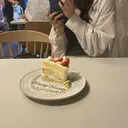 est nail& est eyesのプロフィール画像