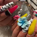 L'ea  Rose レア・ローズのプロフィール画像