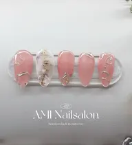 🍂秋の大人ネイル 🍂ベージュ×ピンク❣️秋らしい色合いと繊細なデザインを組み合わせました✨自爪オフケア込み
