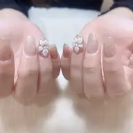 💅【大人気チップスカルプ10本+3Dお花2本】✖️ワンカラー💖ラメグラ✨マグネット🧲