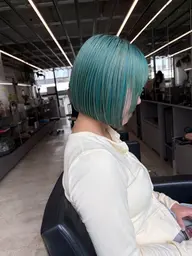 【 ブリーチオンカラー+カット】🌀トリートメント付き🌀