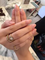 ケア＋他店オフ込み(ハンド)ベースはマグネット，オーロラOK✨