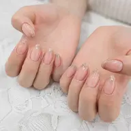 ハンド【オフあり※ロングorパーツがたくさんついている方】ラメグラデーション¥0(練習モデル募集)