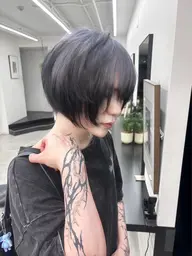 【カット+ケアリタッチブリーチ+カラー+トリートメント+シャンプーブロー】