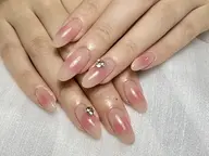 【HAND】🌸超優しい チークネイル 真ん中にチークのようにホワット血色感を与えるデザイン、オフィスもおすすめ