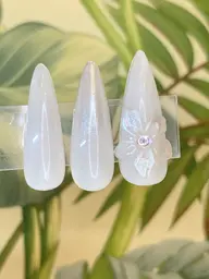 「ミニモ限定」ラーワンカラー🌸3Dフラワーネイル / 3Dフラワー左右1本 (オフ無し)