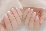 フレンチネイル(クリアベース) ¥1990