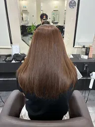 【朝の時短、セットを楽に】🔴カット＋縮毛矯正＋トリートメント