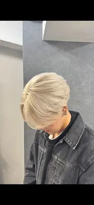 【💎綺麗にハイトーン続けたい方はこれ💎】ケアブリーチリタッチ➕オンカラー➕3step補修トリートメント🫧