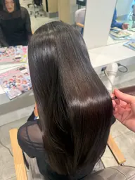 髪のダメージが気になる方必見✨3STEPトリートメントでツヤ・まとまりのある美髪へ🫧